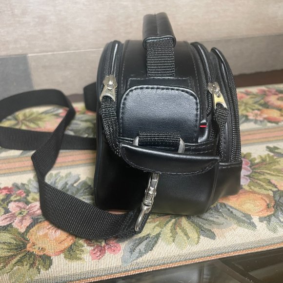 Kenneth Cole Reaction R-tech Camera Photo Video Equip Bag Adjustable Strap Case - Picture 3 of 10